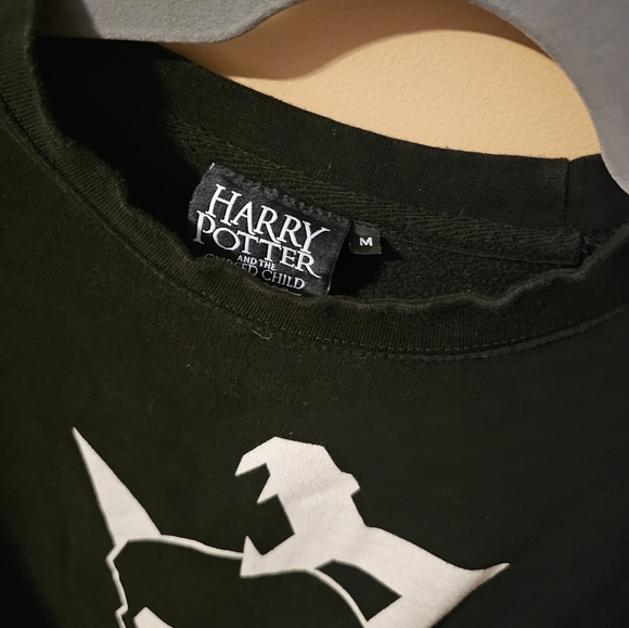 Harry Potter & Cursed Child Broadway Sweatshirt M - Picture 3 of 5